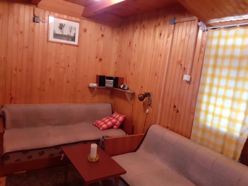 Prodajem vikendicu Mitrovac na Tari 2