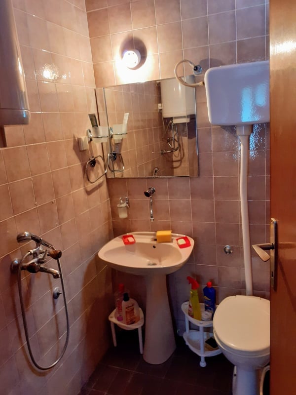 Prodajem vikendicu Mitrovac na Tari 4