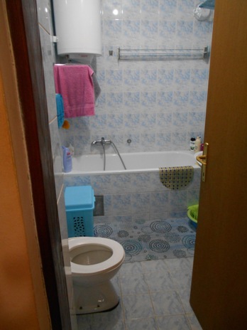 35 m2  Cerak Žarkovo jednosoban  namešten  TA grejanje  180  062 80 191 80 5