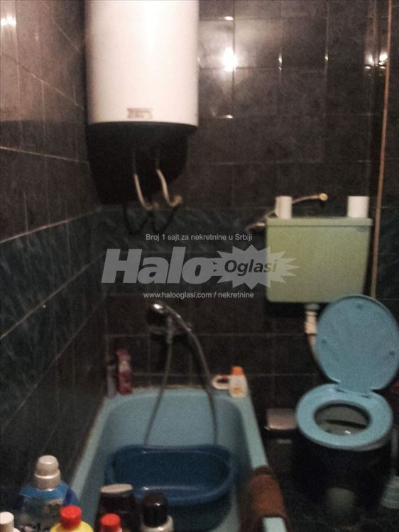 Na prodaju kuca i plac u Kumodrazu 4