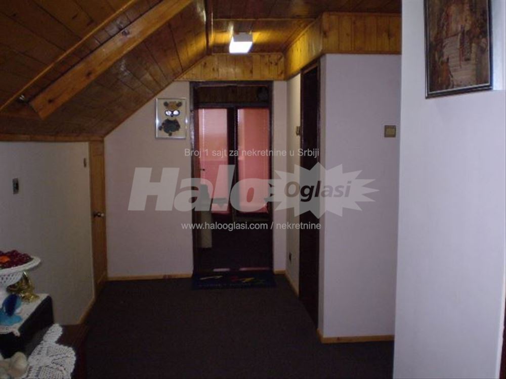 Na prodaju kuca u Zrenjaninu 4