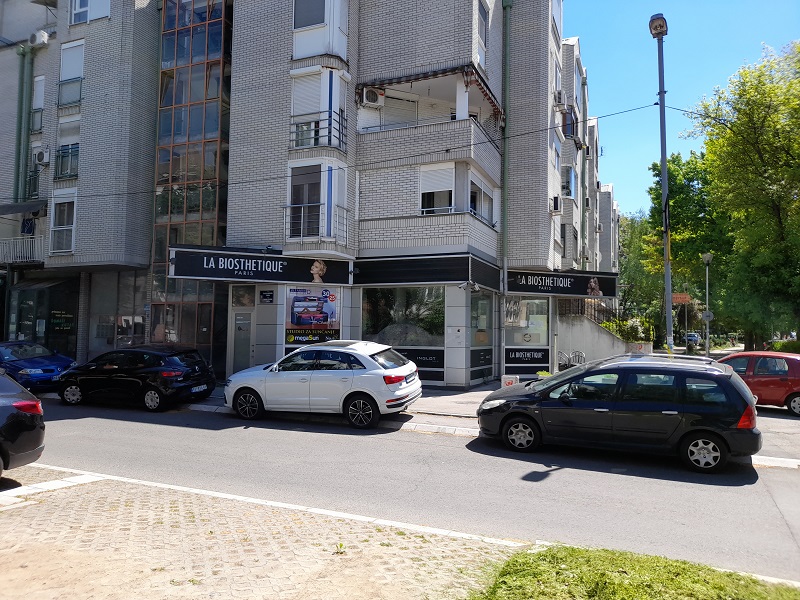 Izdaje se lokal poslovni prostor na Bezanijskoj Kosi 1