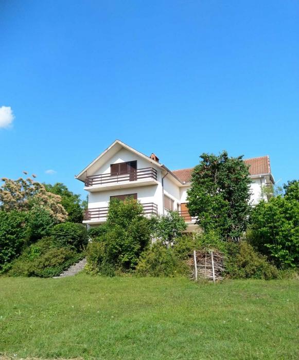 Prodajem kucu u Vrnjackoj Banji 7