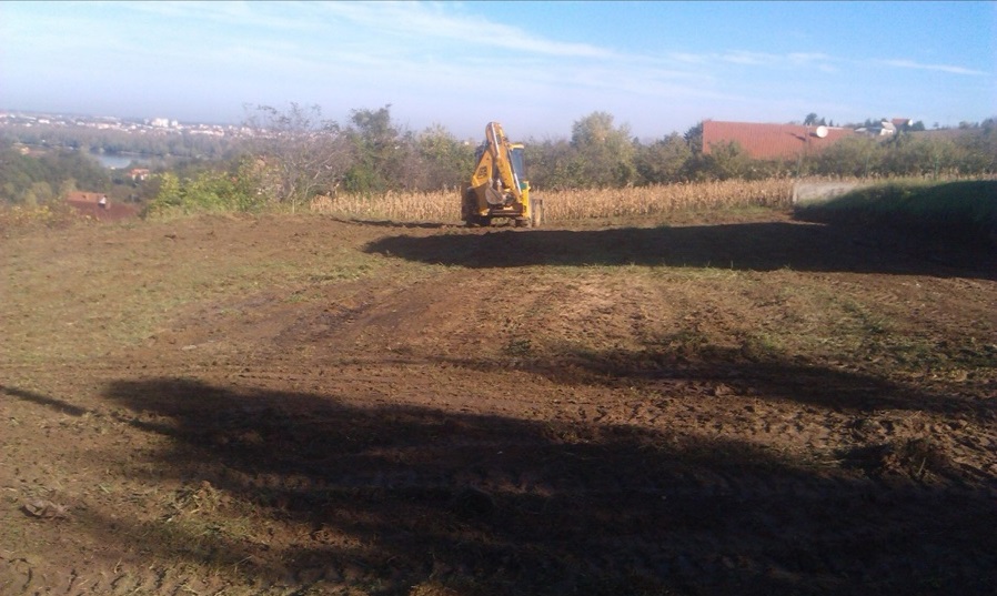 Plac na Fruskoj Gori 3