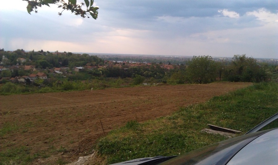 Plac na Fruskoj Gori 5