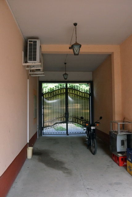 Poslovno stambeni objekat u Rumi 4