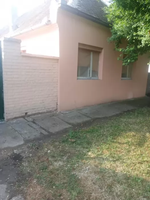 Prodajem kucu Hajducica kod Plandista