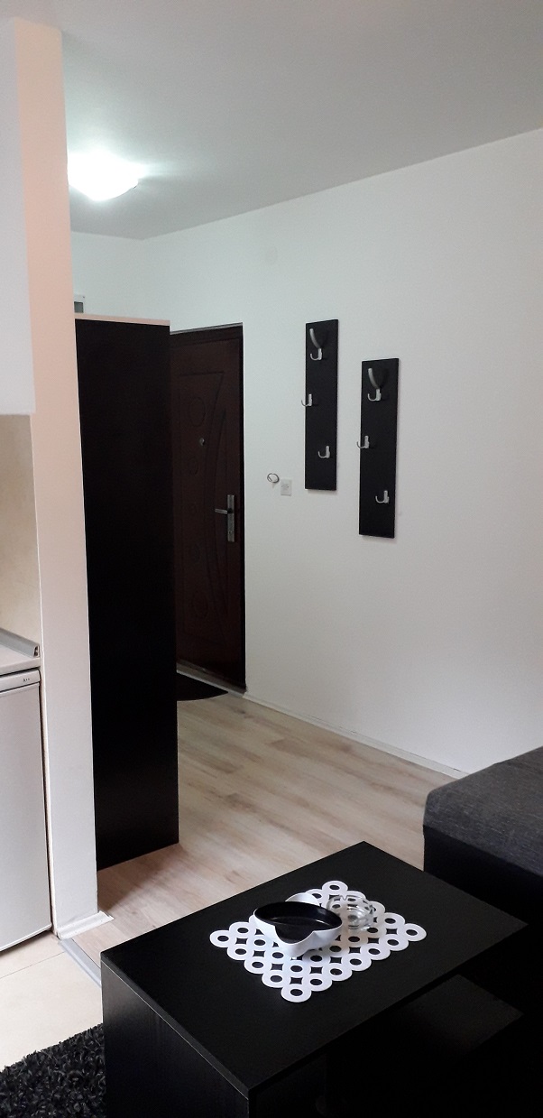 Na prodaju apartman na Kopaoniku Brzece 5