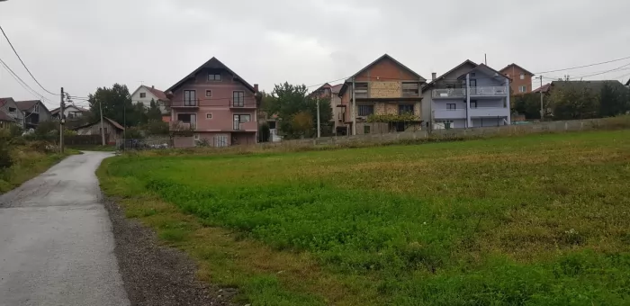 Prodajem kucu u Kaludjerici 