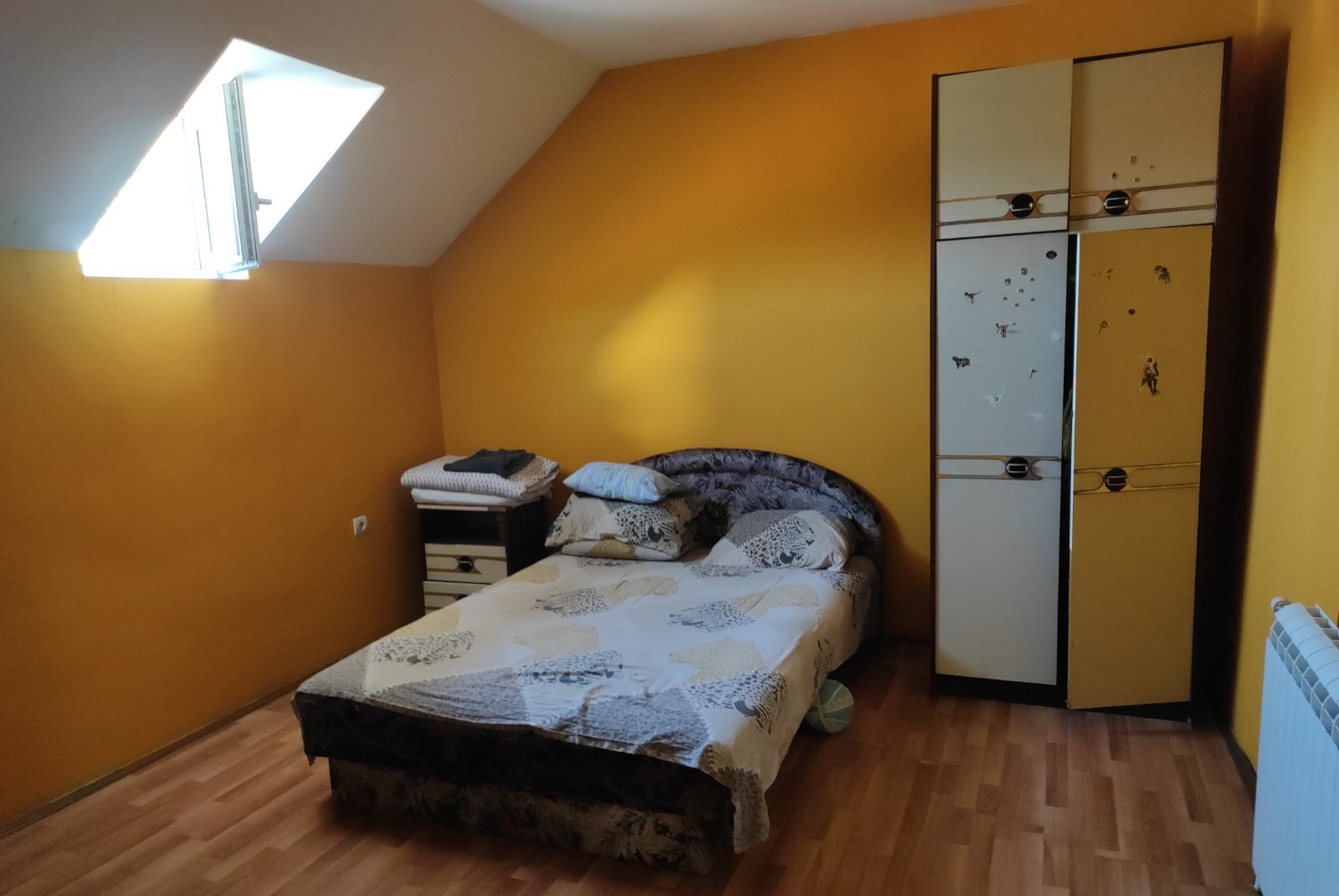 Prodajem stan Perucac Centar 3