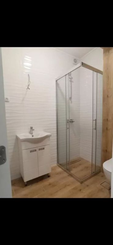 Prodajem nov jednoiposoban stan odmah useljiv 39m2 3