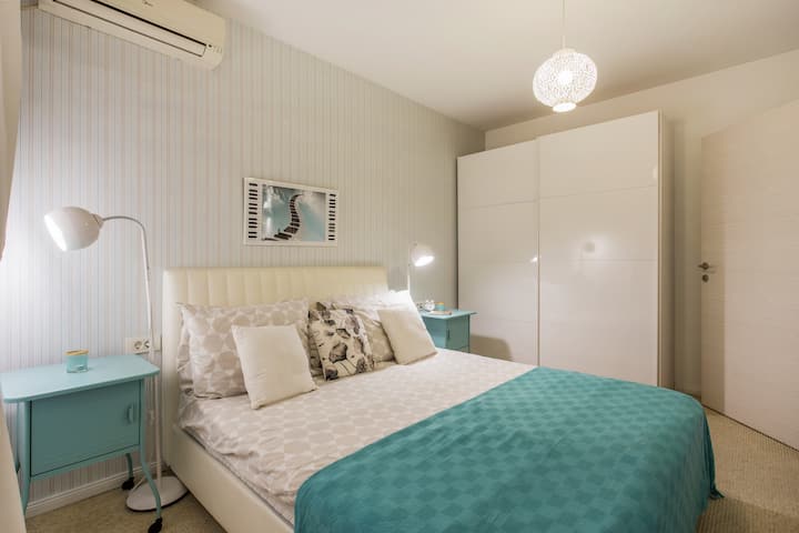 HITNA PRODAJA   STAN 65M2   STROGI CENTAR 3