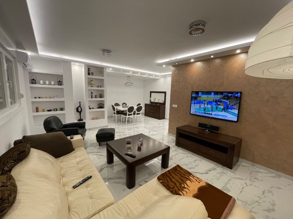 Nova Pazova LUX cetvorosoban stan 1