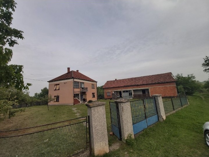 Kuca na prodaju Topola 1