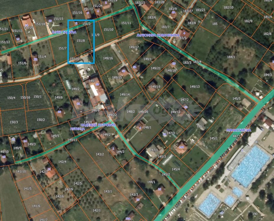 Prodajem plac u Petnici  vikend naselje  Valjevo 1