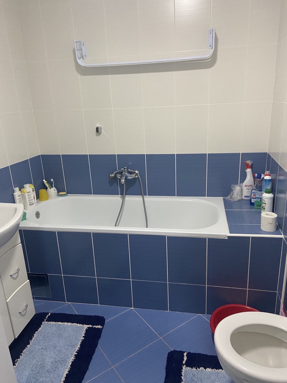 Stan u Kikindi u centru na Trgu 3