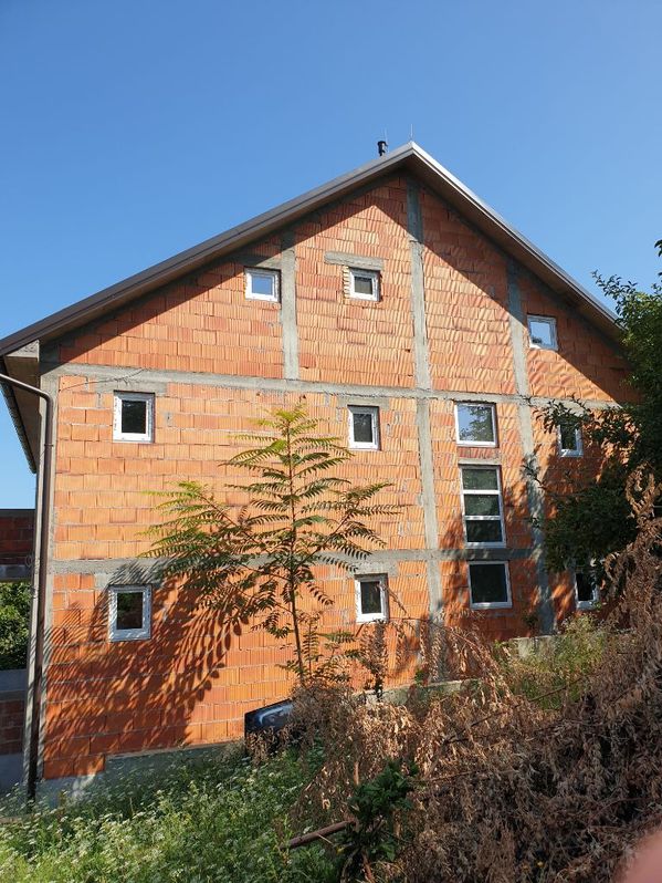 Viseapartmanska kuca u centru Banje Vrdnik 2