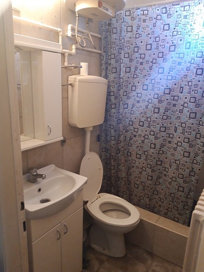 Prodajem stan u centru Beograda 5