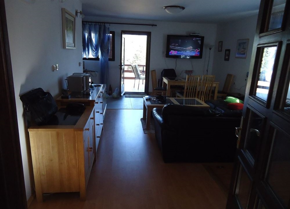 Prodajem kucu na Divcibarama 3