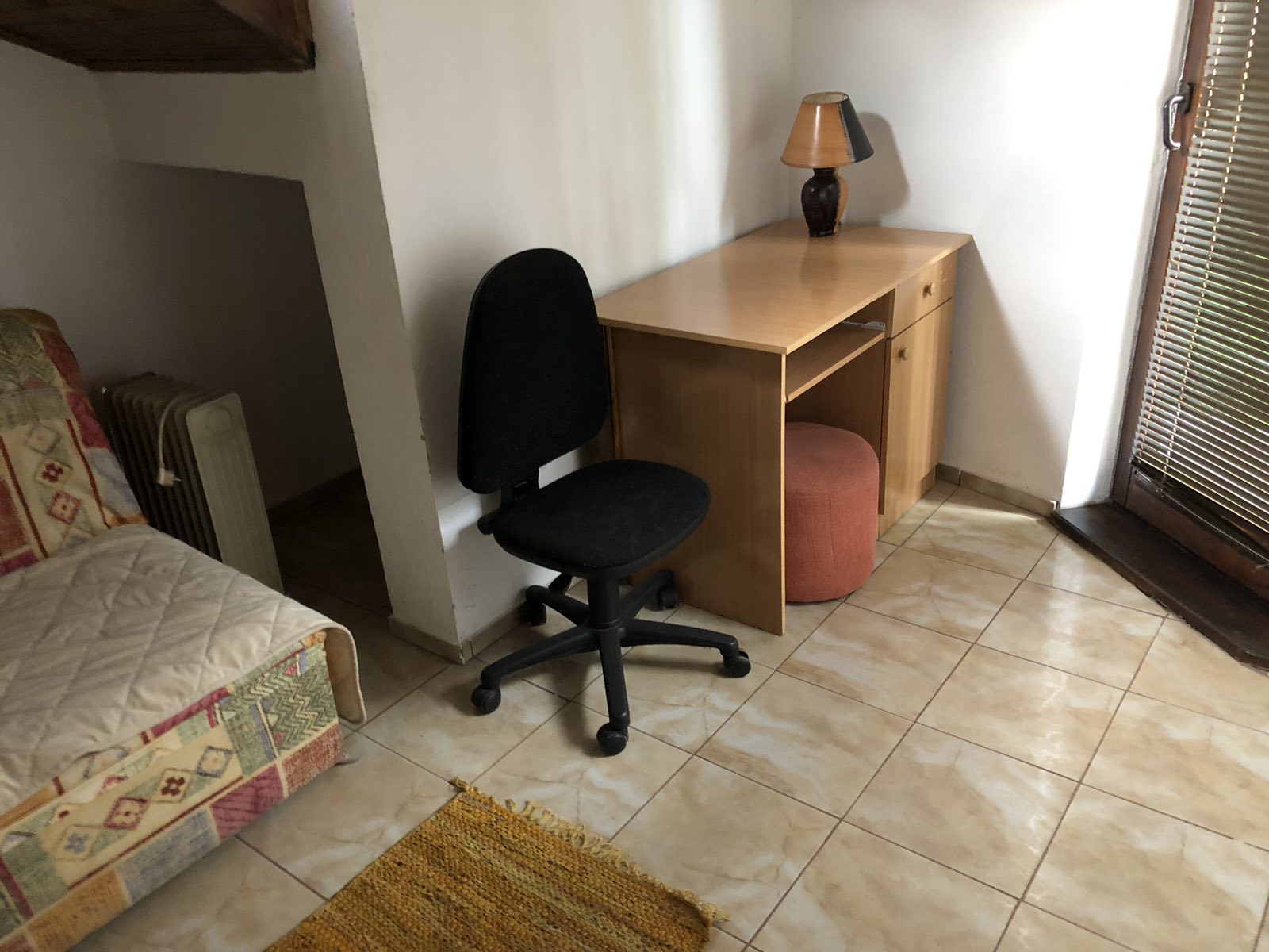 Izdaje se kuća   lokal ili stan  Vranje  centar 5