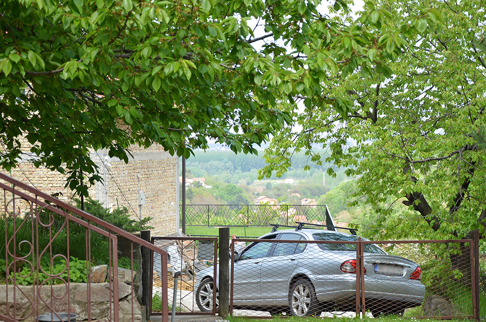 Kuća Fruška gora Rakovac 70 30m2  uknjižena  useljiva  veliki plac  prodaje VLASNIK bez posrednika 10