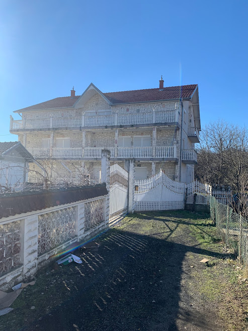 Kuca na prodaju Mladenovac 1