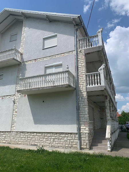 Kuca na prodaju Mladenovac 2