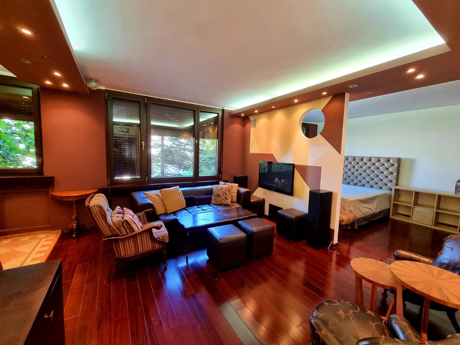 Stan 50m2  100m od Hrama  parking u dvoristu zgrade 2