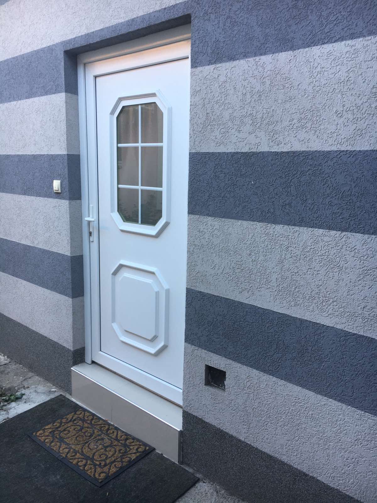 IZDAJEM STAN U STROGOM CENTRU NIŠA 16