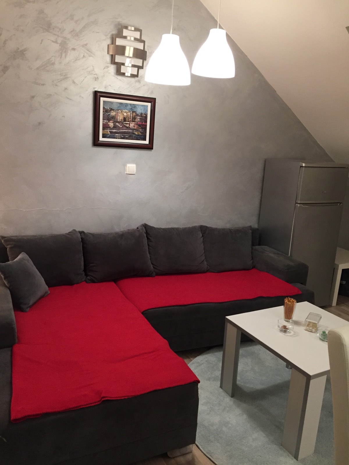 IZDAJEM STAN U STROGOM CENTRU NIŠA 18