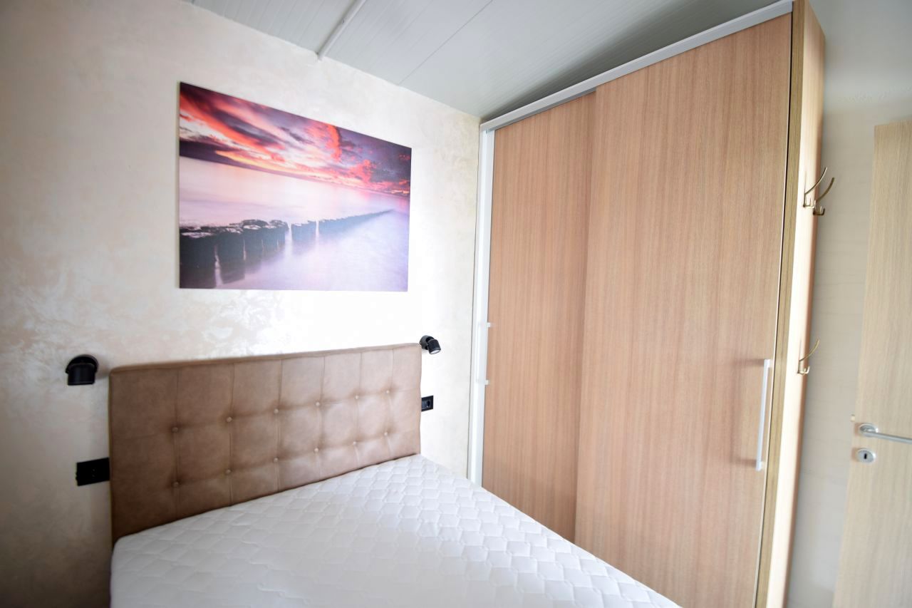 Sojenica i splav na prodaju 3