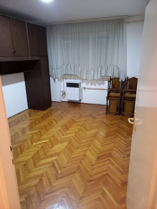 Dvosoban stan za izdavanje 3