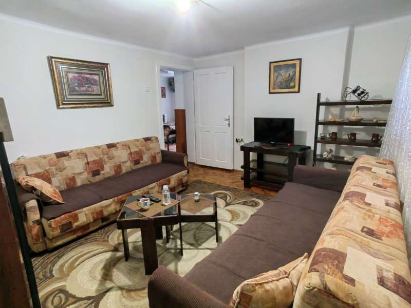 Izdavanje stana kod klinike SPEBO 3