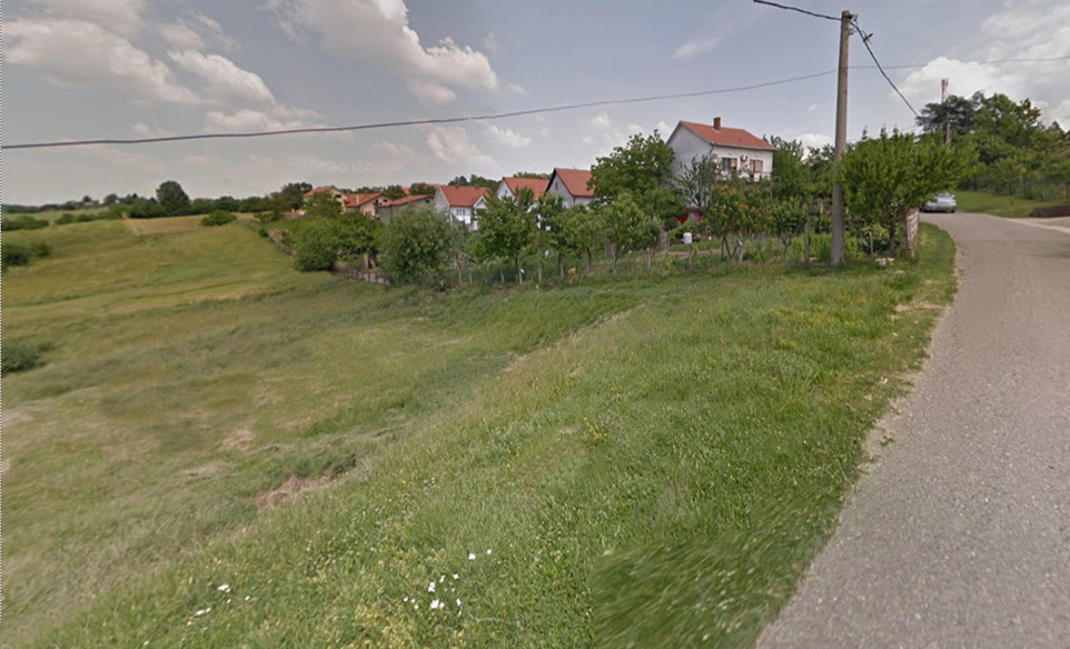 Plac  50 ari  Vozdova   Ripanj centar   Ercani 5