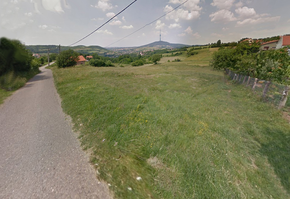 Plac  50 ari  Vozdova   Ripanj centar   Ercani 7