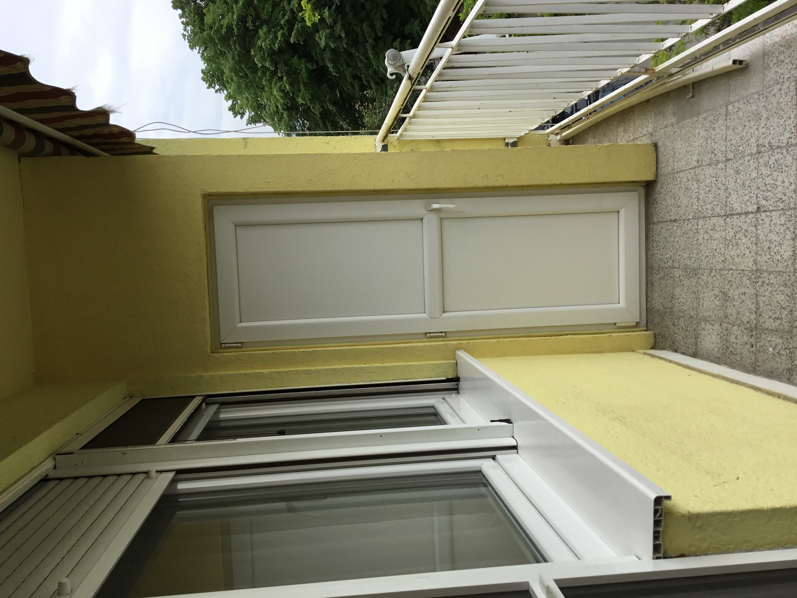 Prodajem 2 5 soban stan na Podbari 2