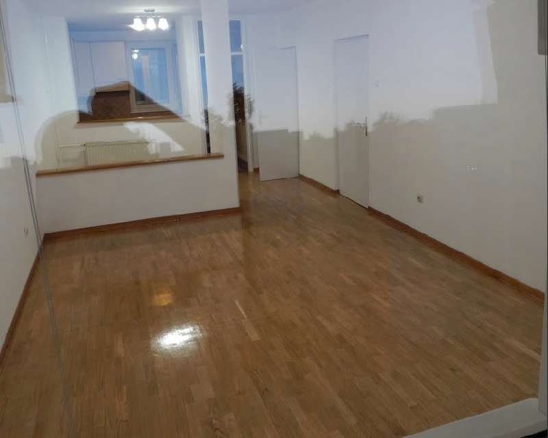 Izdaje se stan, prazan, Novi Beograd(Arena), Beograd, Srbija 2