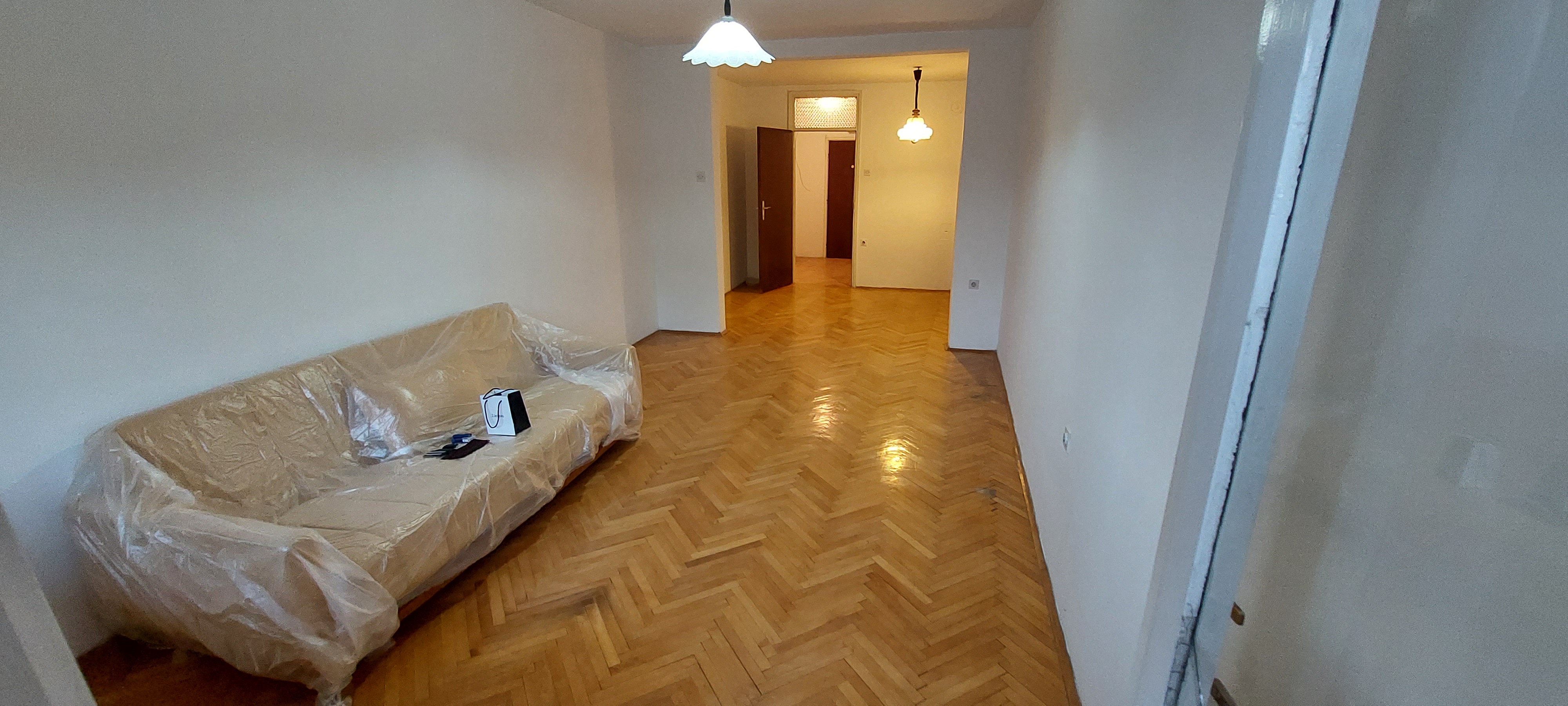 Prodajem stan u centru NIša 3