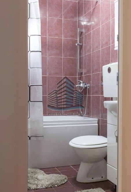 10117 JEDNOIPOSOBAN 40m²   82 400  ROTKVARIJA 4