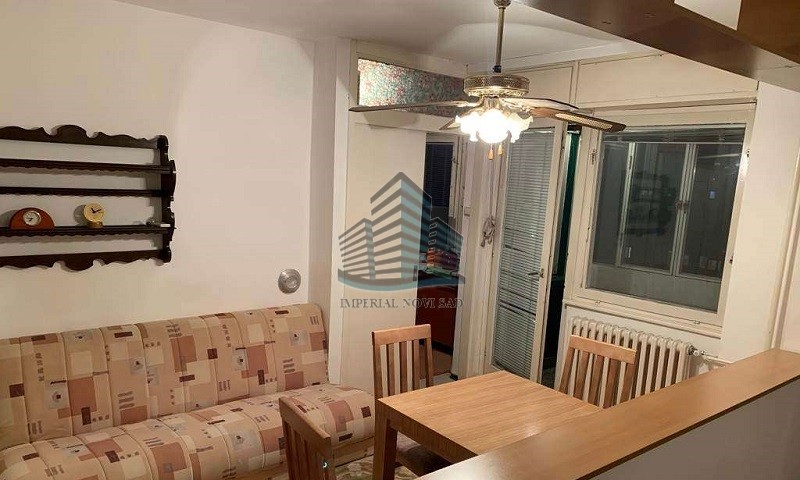 10560 JEDNOIPOSOBAN 49m²   95 275  BULEVAR OSLOBOĐENJA 1