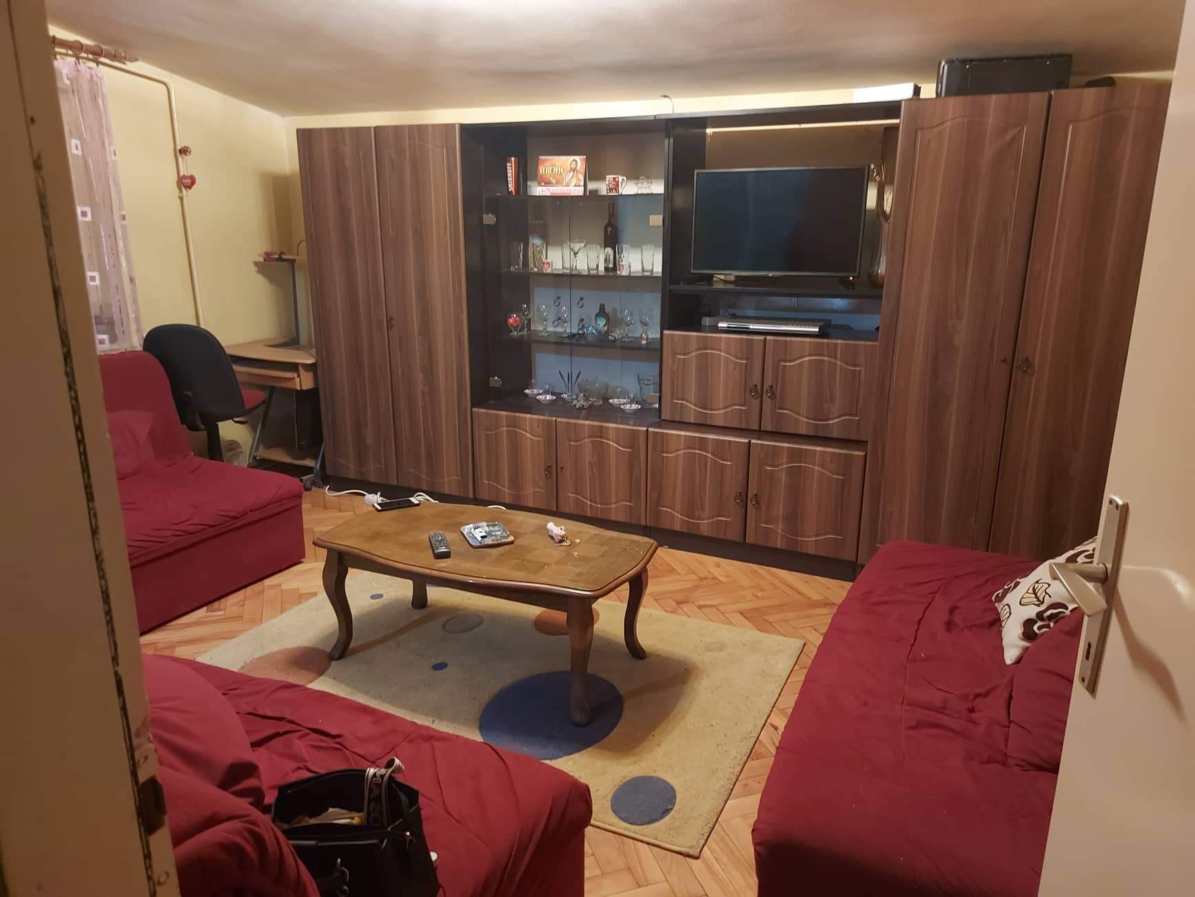 Prodajem dvosoban stan u Boru 1