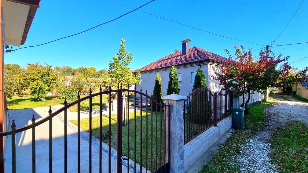 EXKLUZIVNI KOMPLEKS  HACIJENDA U CENTRU PREŠEVA 5