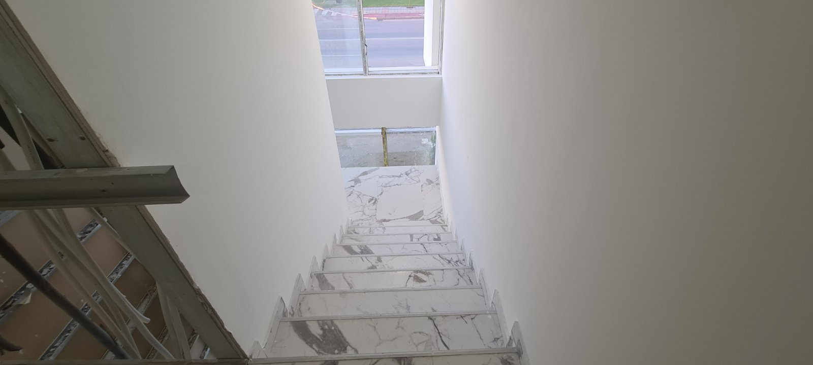 Prodaja jednosobnog stana novogradnja lux 5