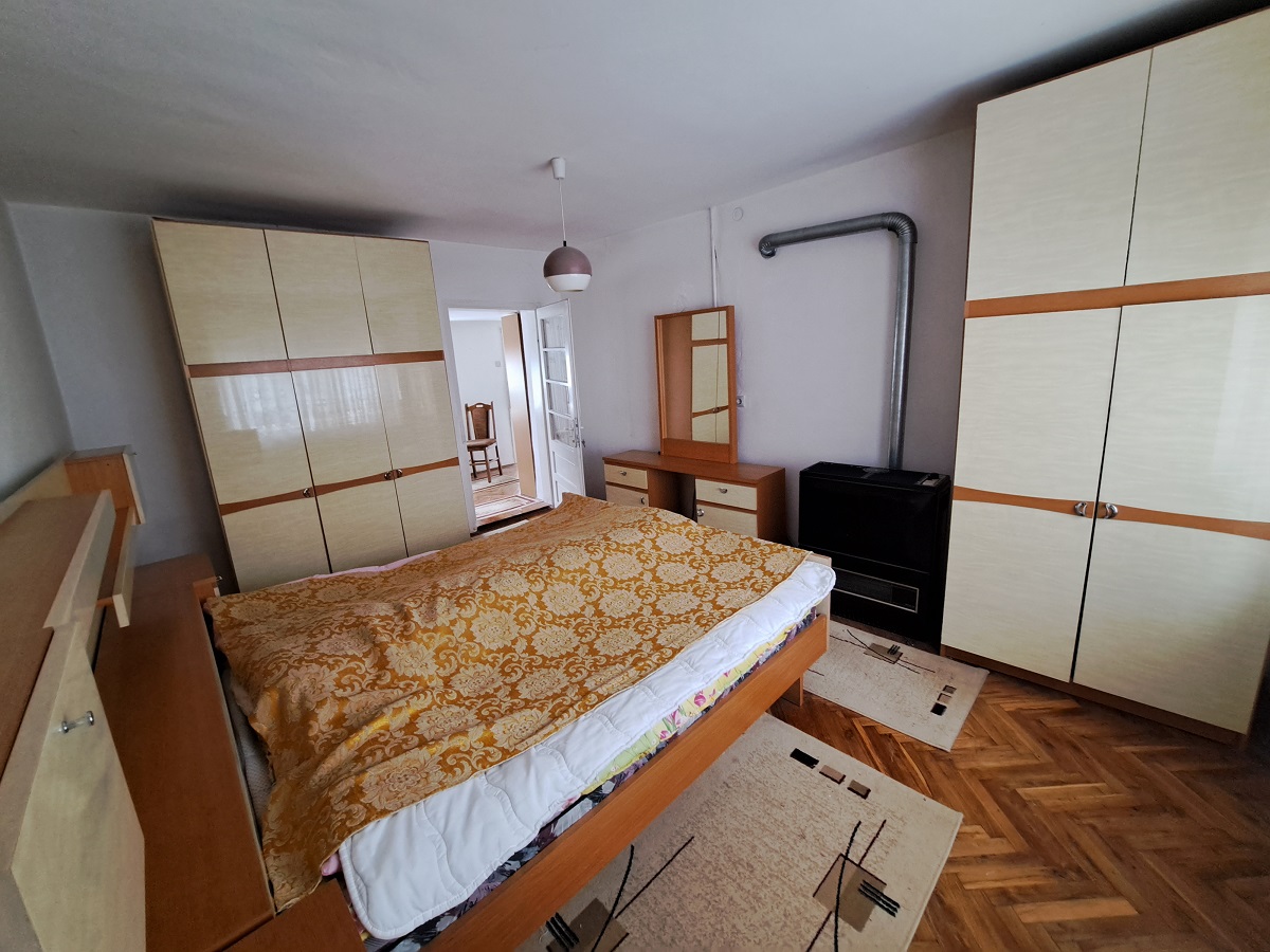 Na prodaju useljiva nameštena prizemna kuća direktno od vlasnika 5