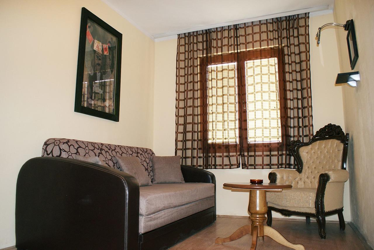 Kuća za smestaj radnika 3