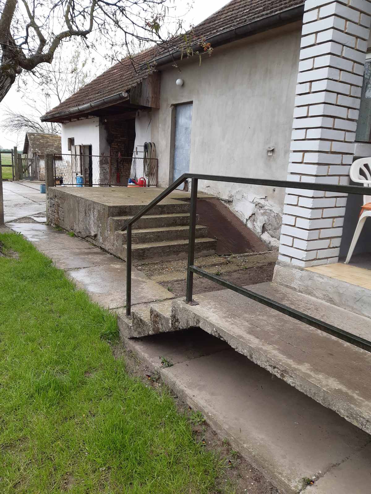 Kuća na prodaju u Bačkom Brestovcu 1