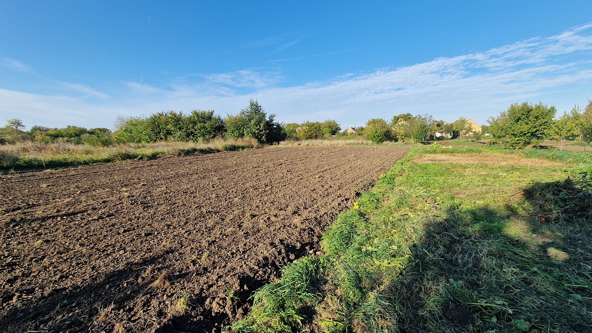 Prodajem kompletno seosko domacinstvo Sakule 5