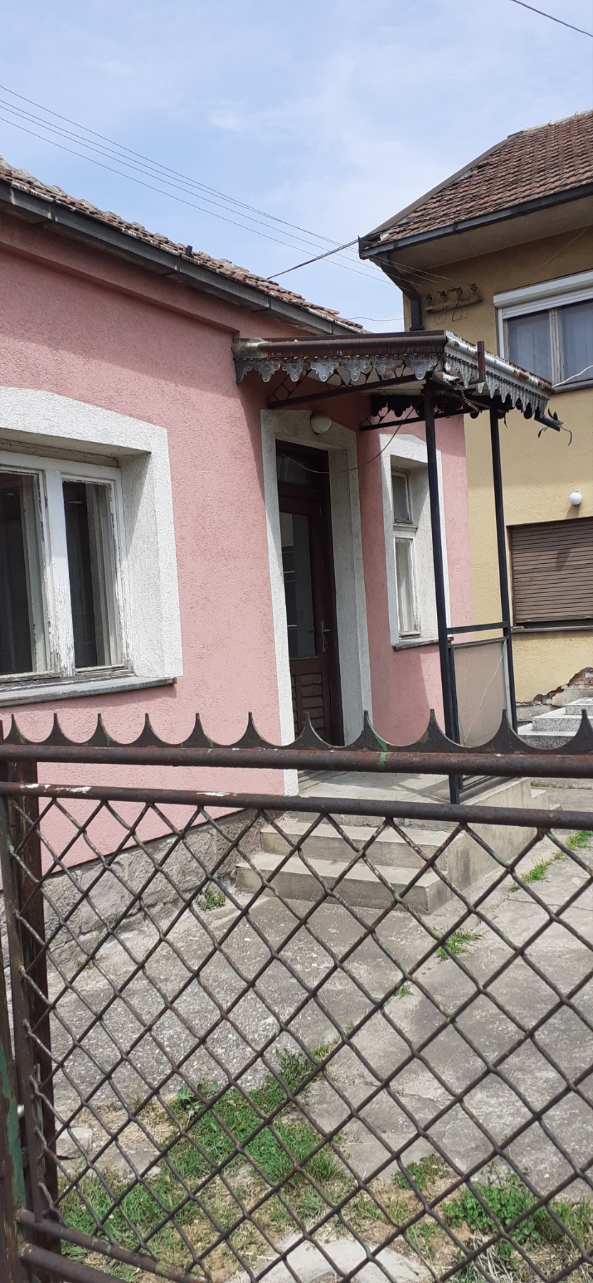 Iznajmljujem nekretninu 1