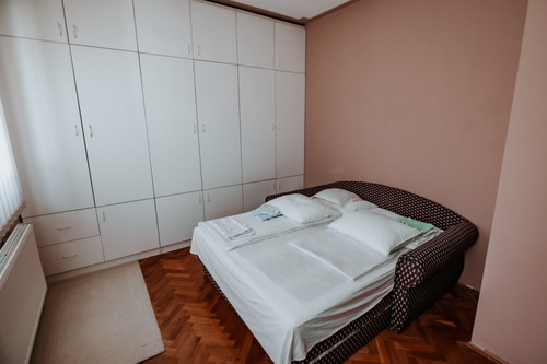 Aranđelovac  kuća 240 m2 na 6 ari placa 5