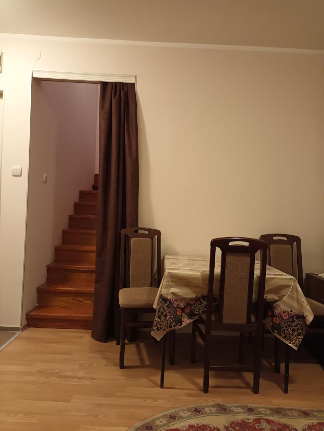 Stan ispod Crvenog Krsta 4